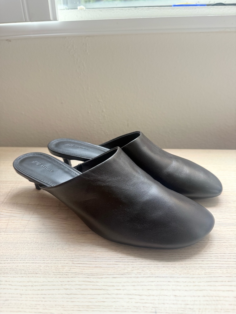 H&M Black Leather Kitten Heel Mule - Picture 5 of 6